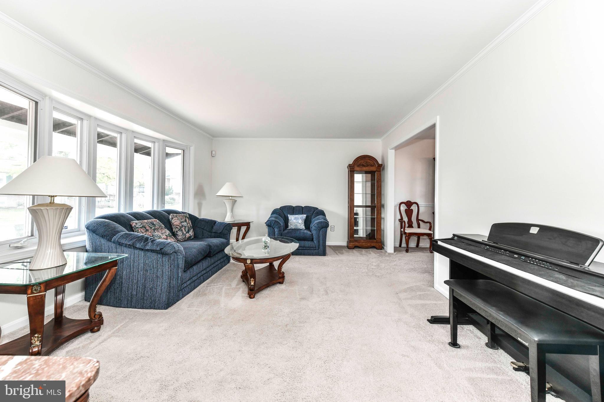 9608 Bonair Dr
