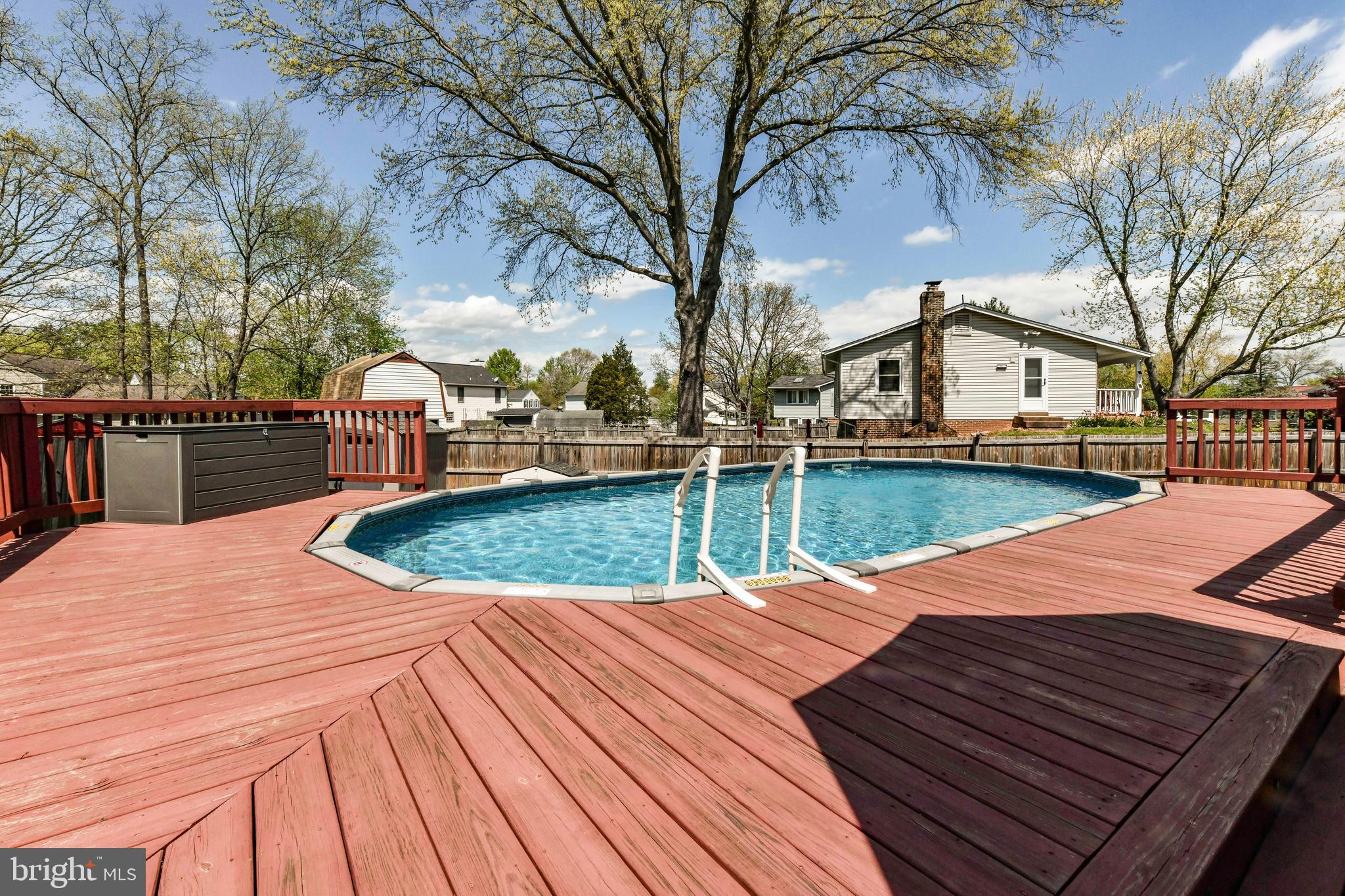 9608 Bonair Dr