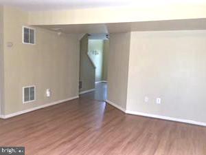 11105 Doubleday Ln