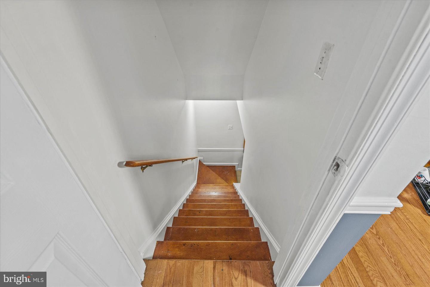 8637 Centerton Ln