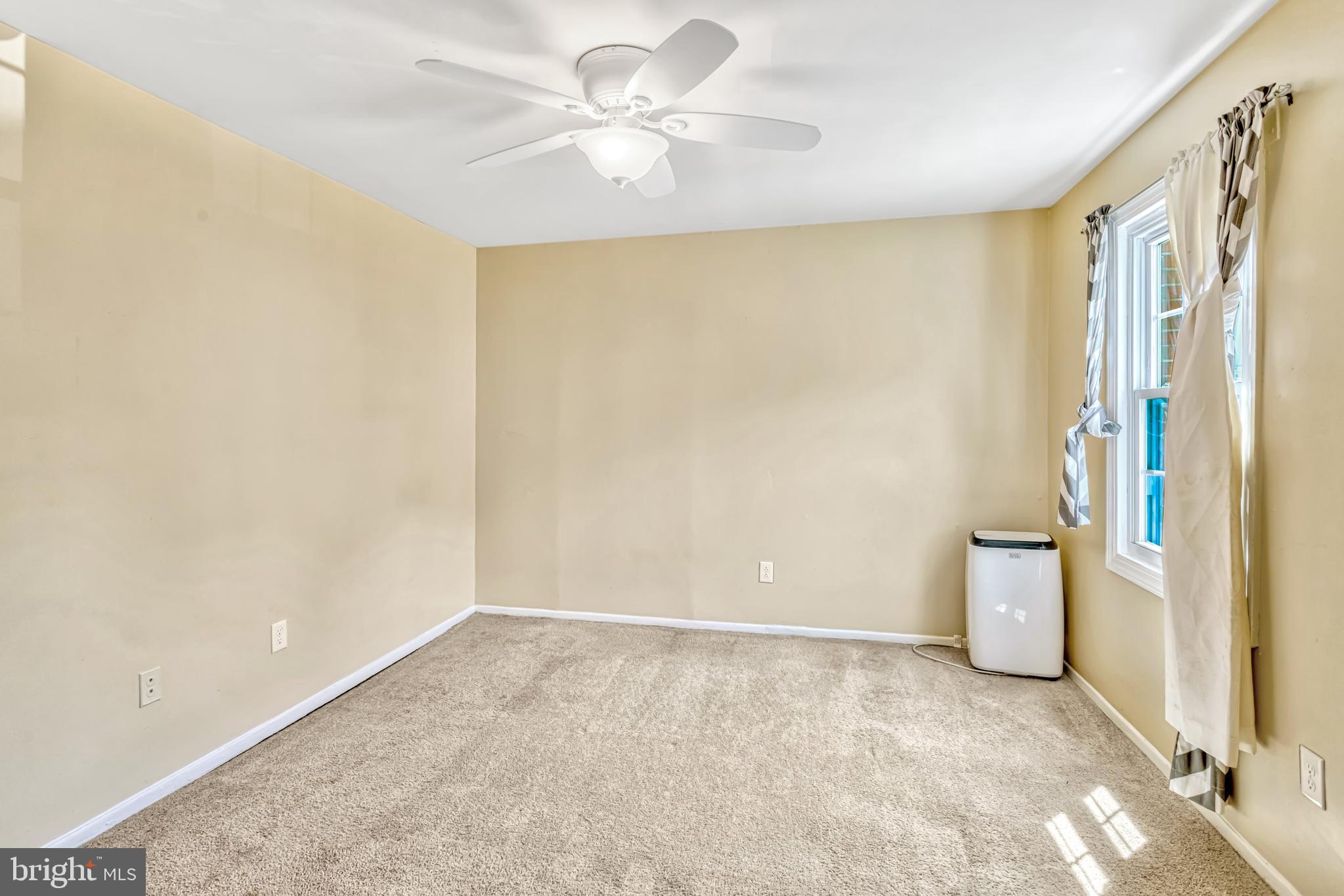 2911 Williamsburg Ct
