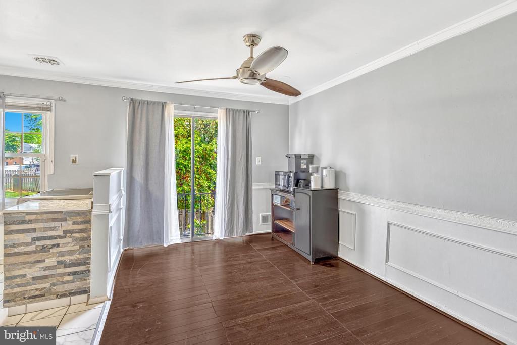 2911 Williamsburg Ct