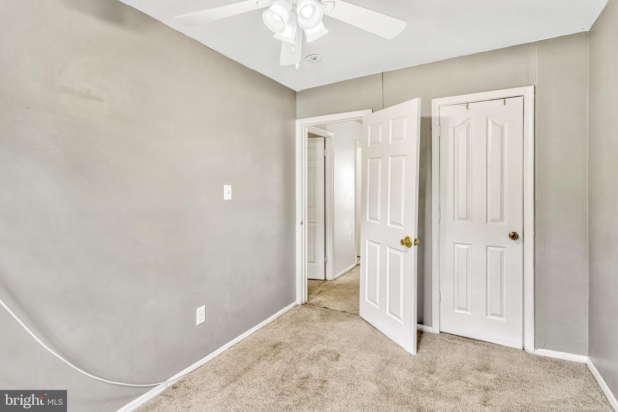 2911 Williamsburg Ct