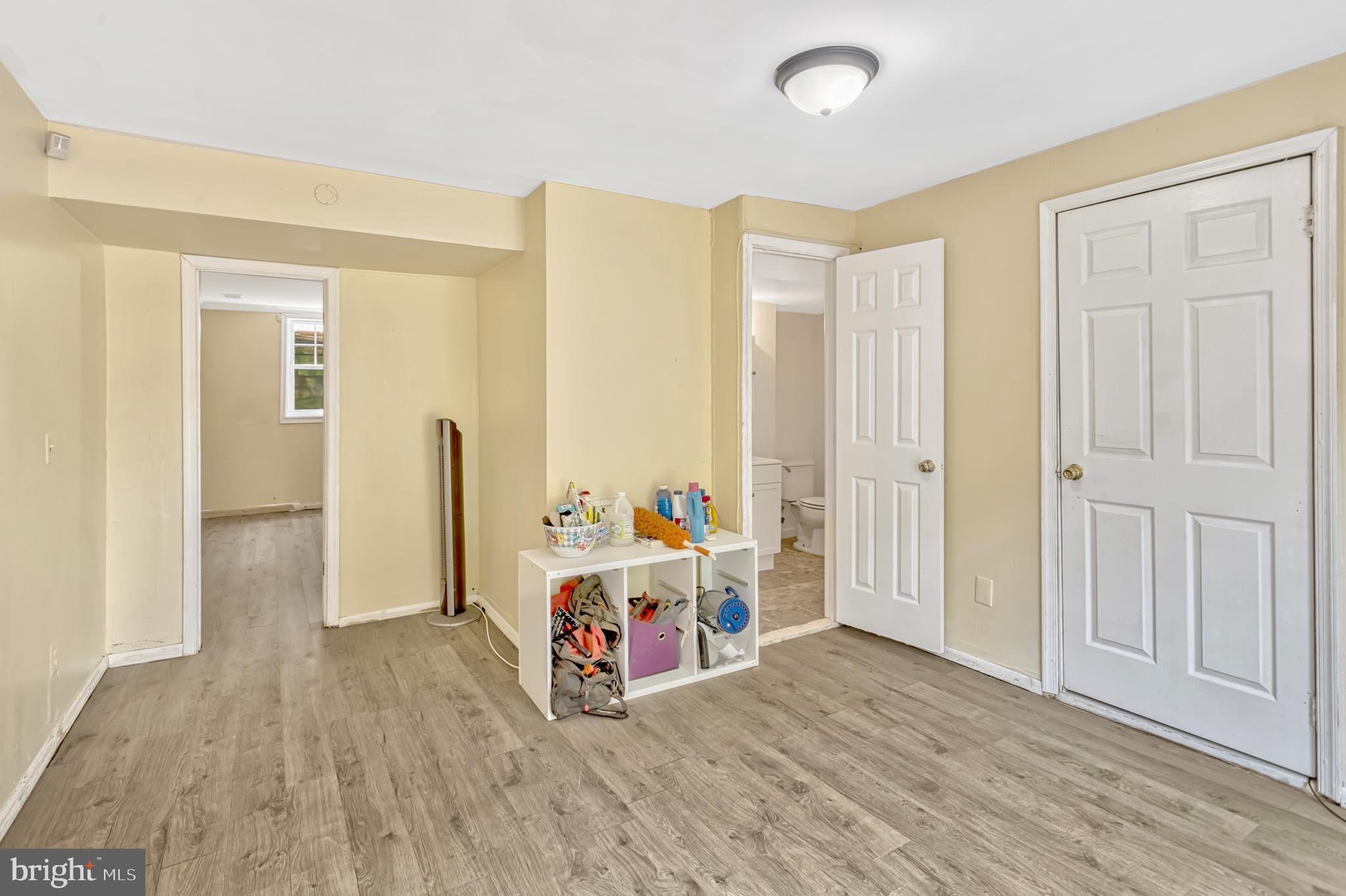 2911 Williamsburg Ct