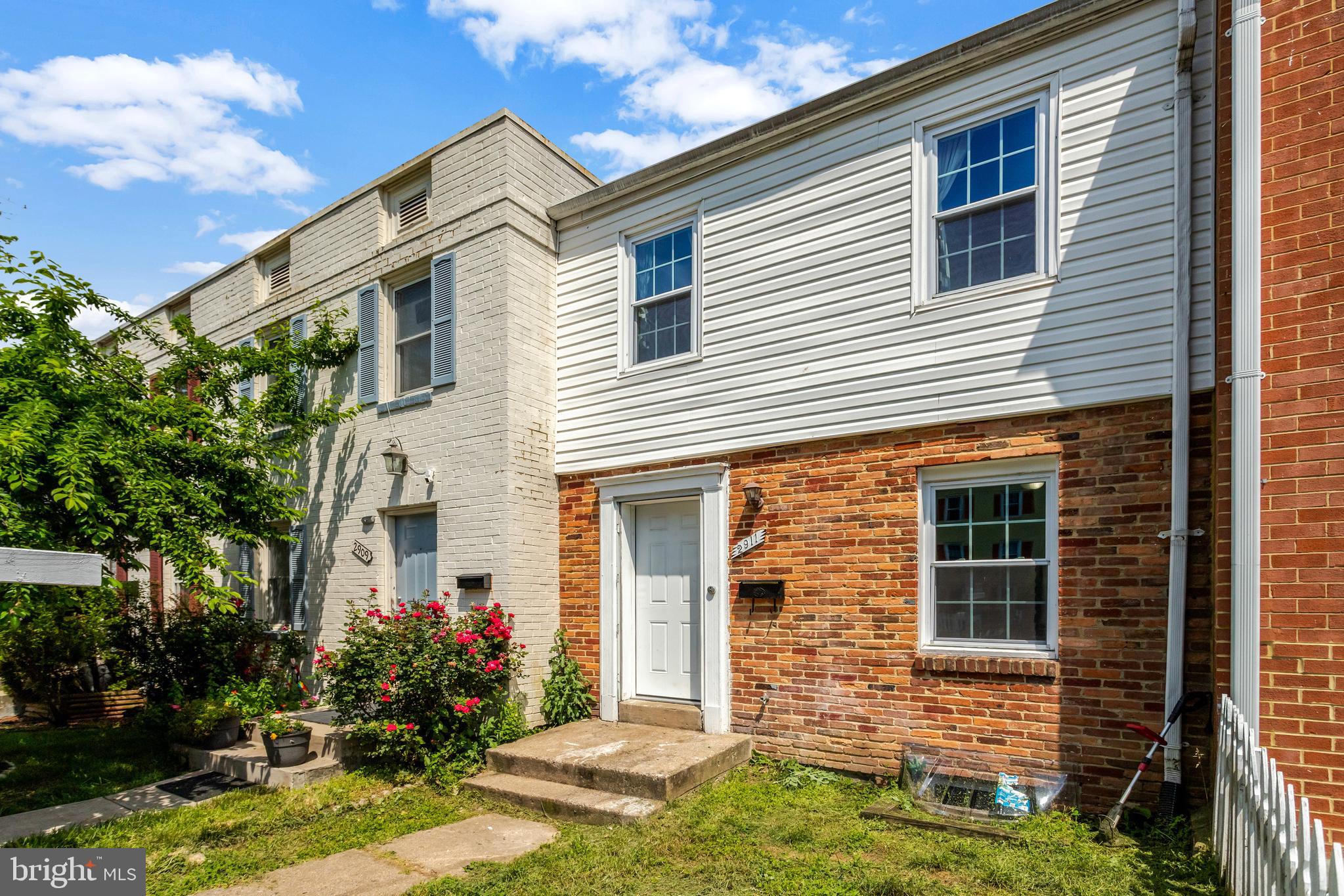 2911 Williamsburg Ct