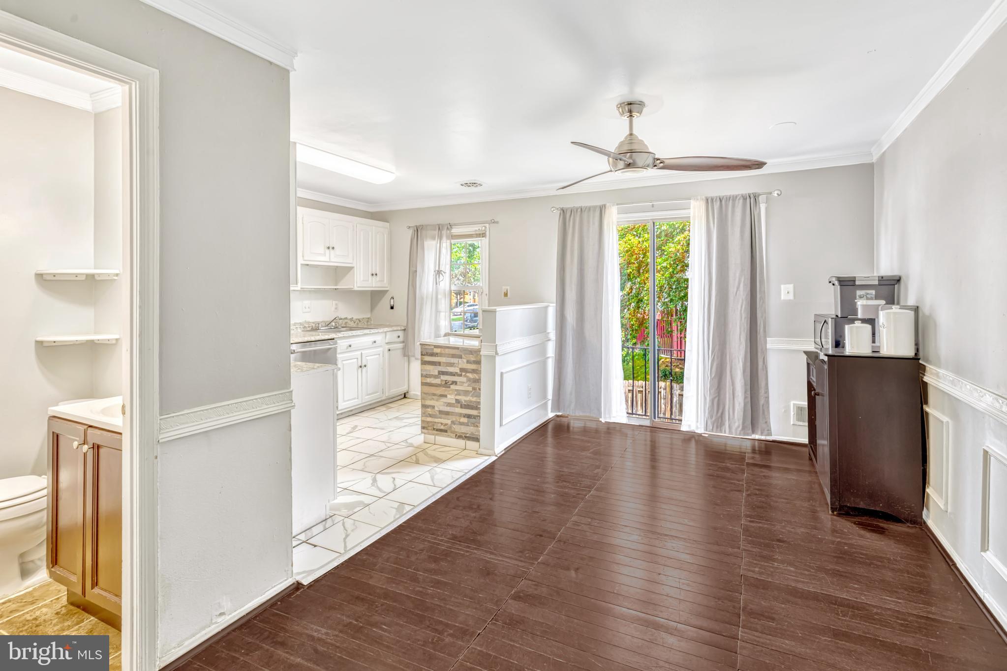 2911 Williamsburg Ct