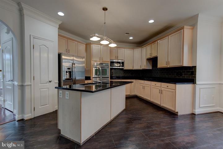 16521 Telescope Ln