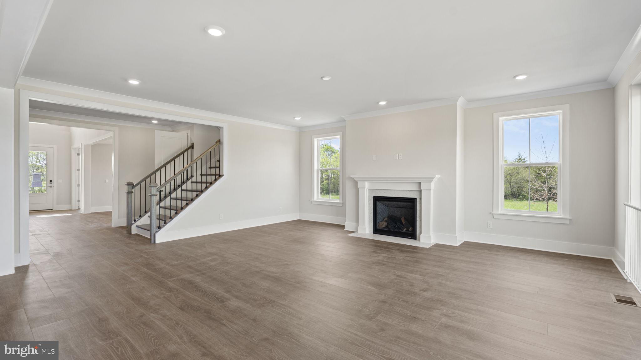 12080 Parkgate Dr