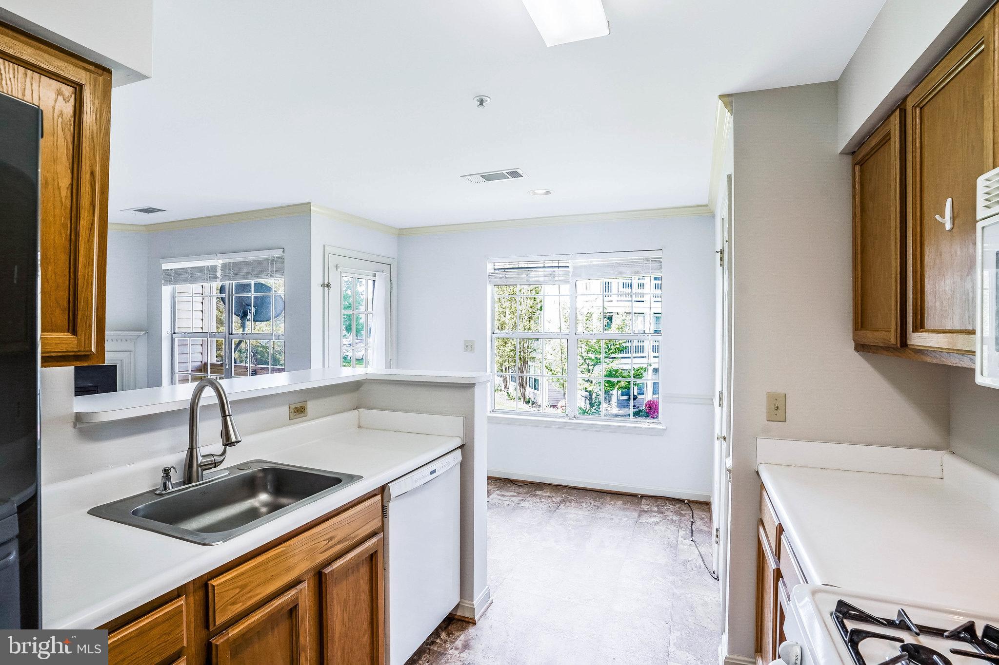 11010 Koman Cir