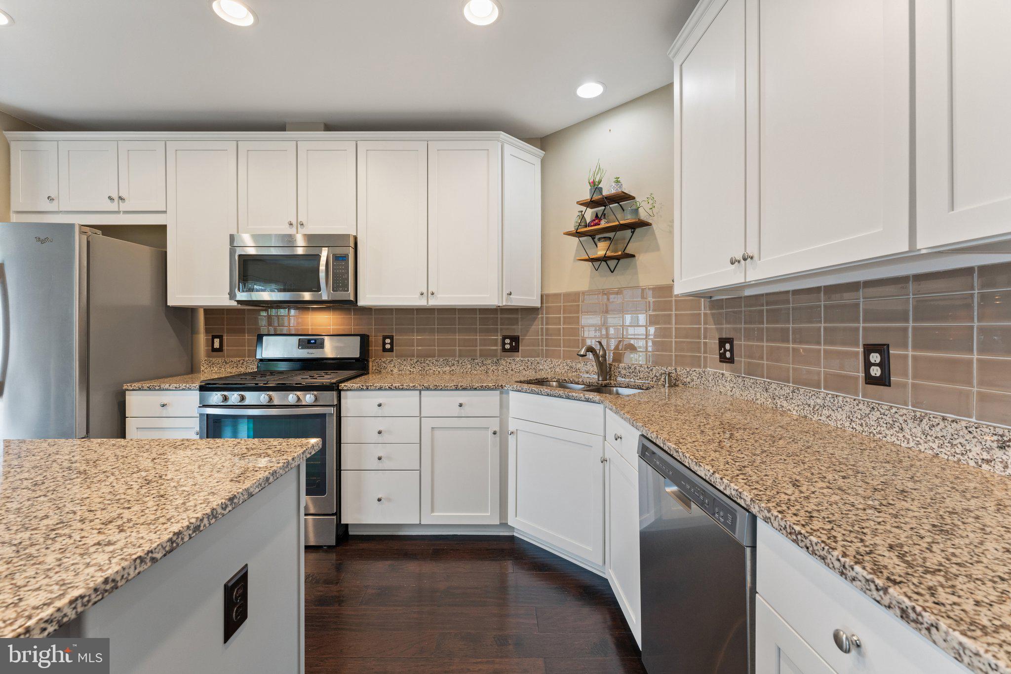 2281 Kew Gardens Dr