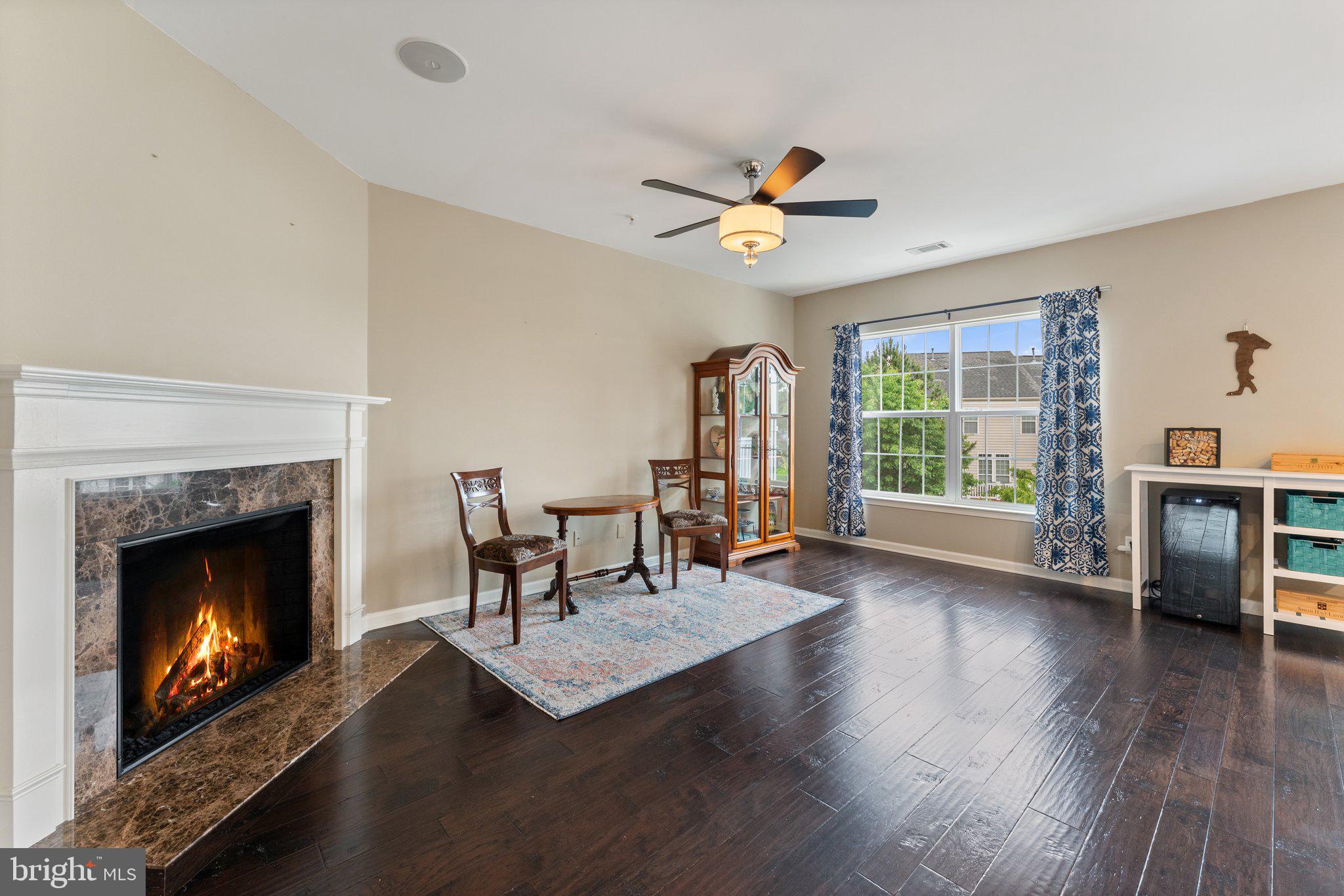 2281 Kew Gardens Dr