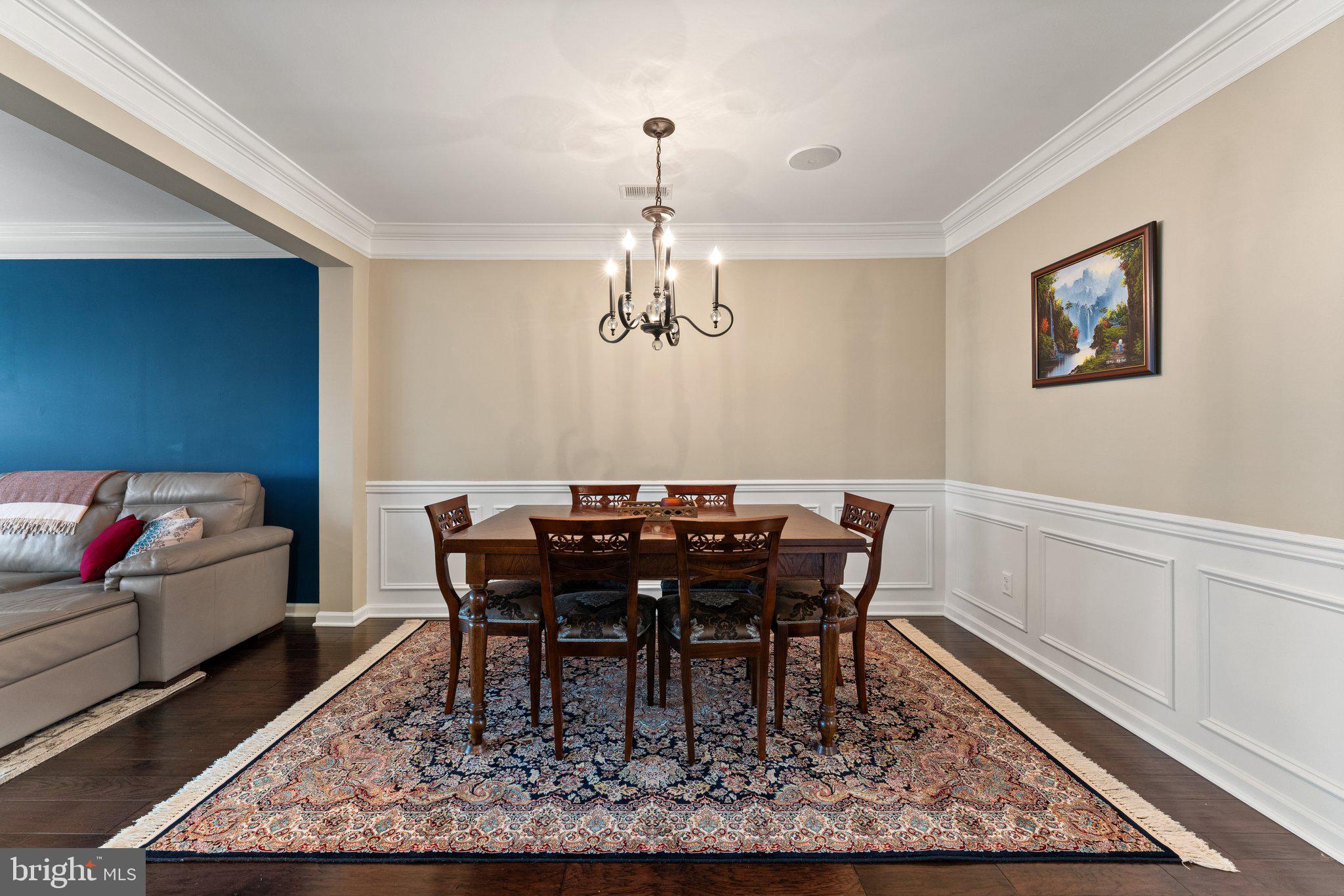 2281 Kew Gardens Dr