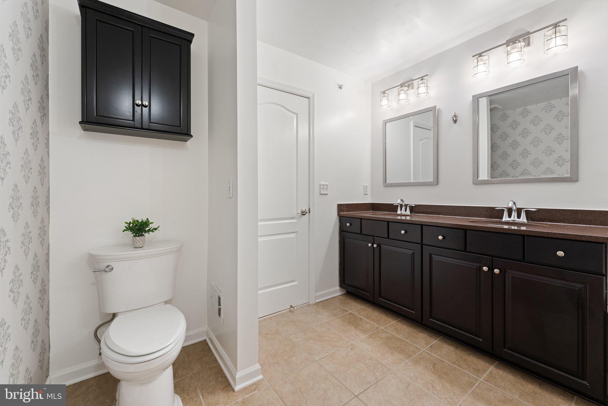 2281 Kew Gardens Dr
