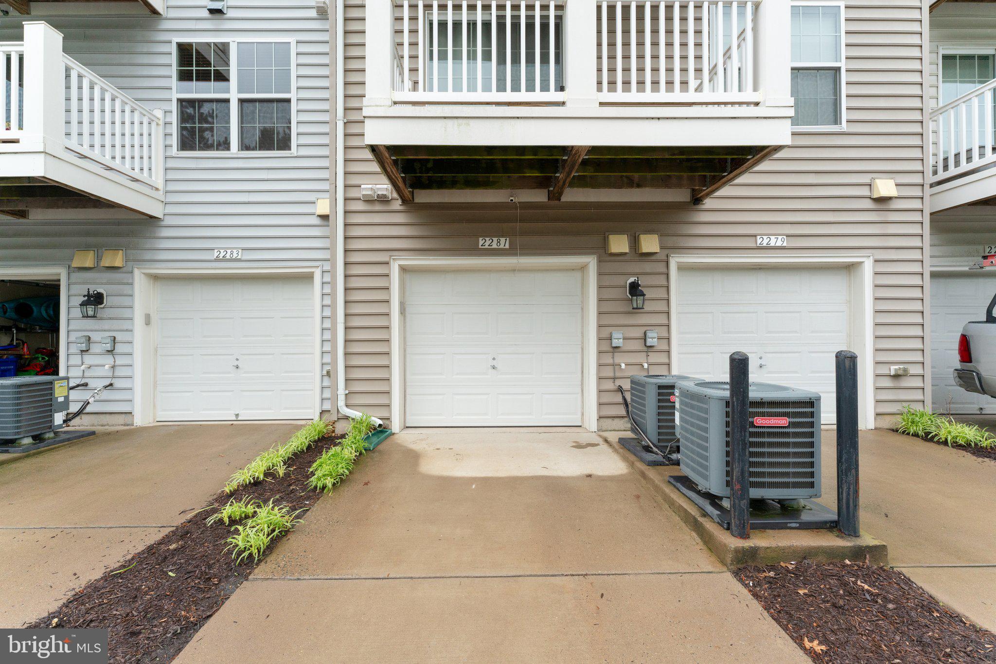 2281 Kew Gardens Dr