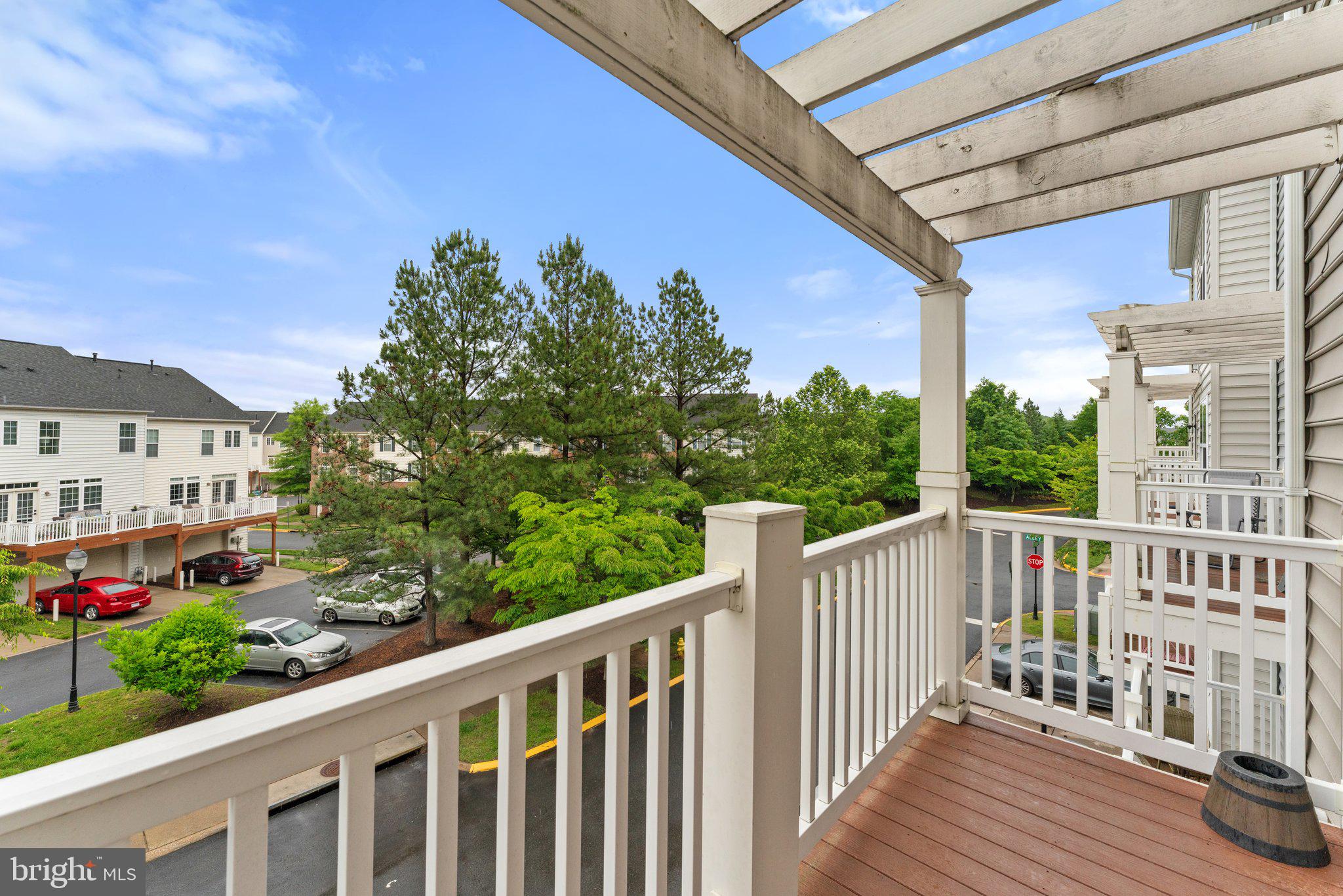 2281 Kew Gardens Dr