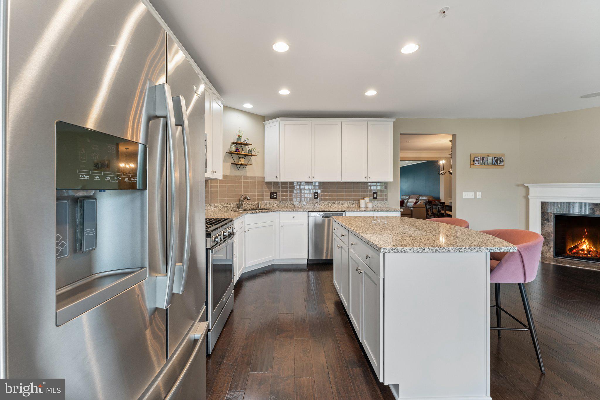 2281 Kew Gardens Dr