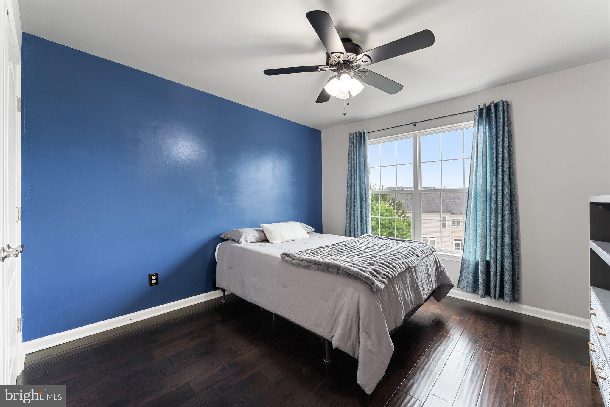 2281 Kew Gardens Dr