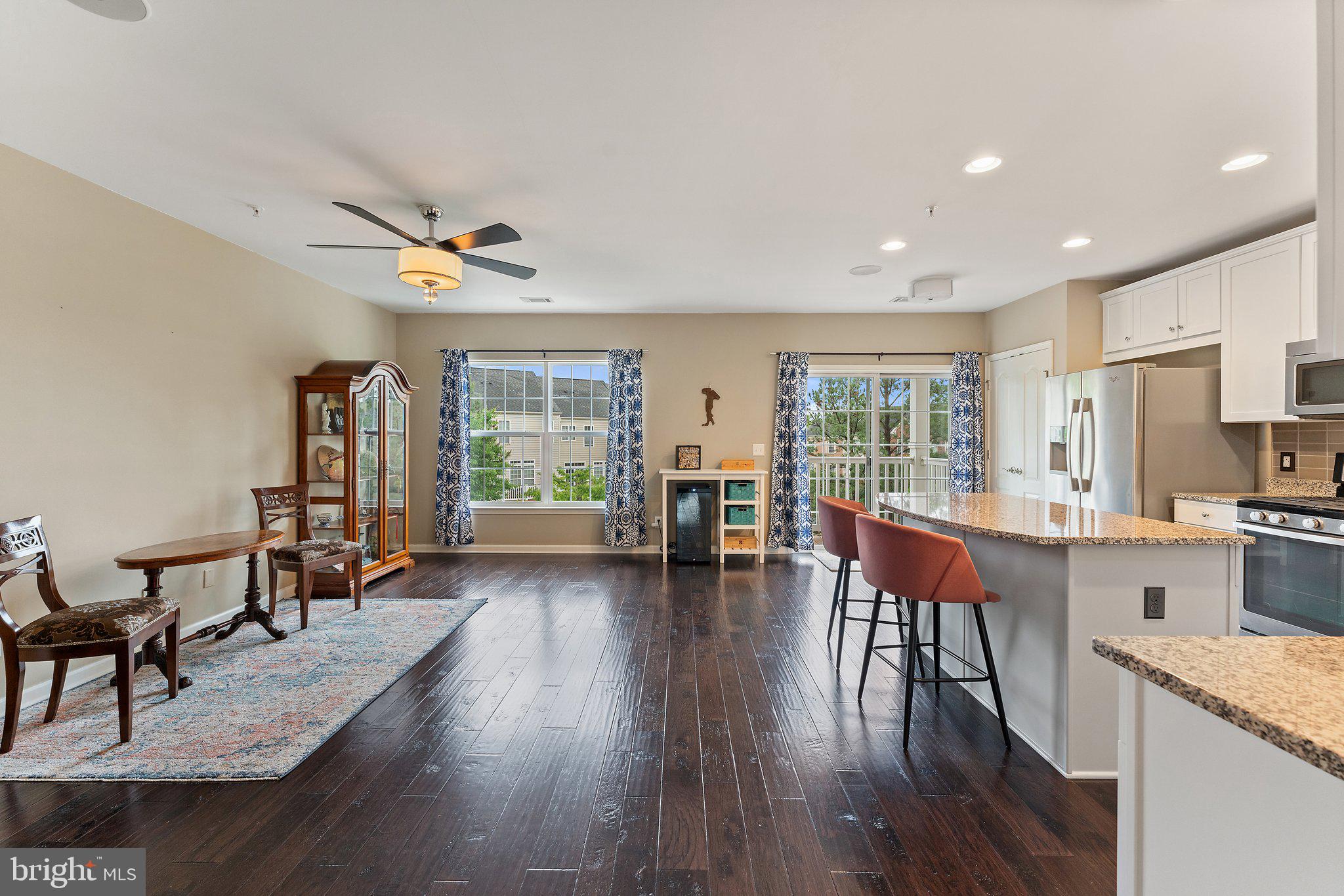 2281 Kew Gardens Dr