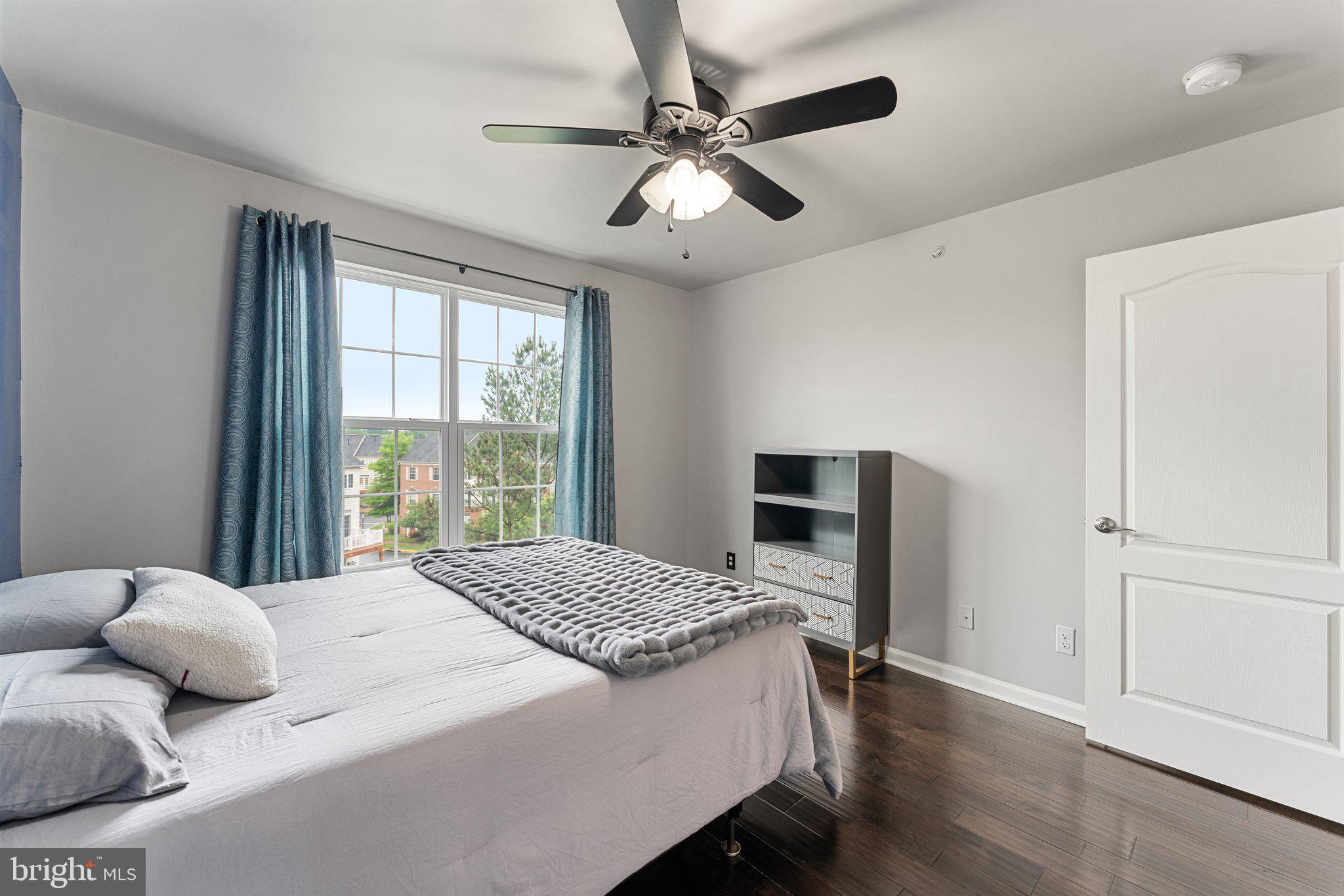 2281 Kew Gardens Dr