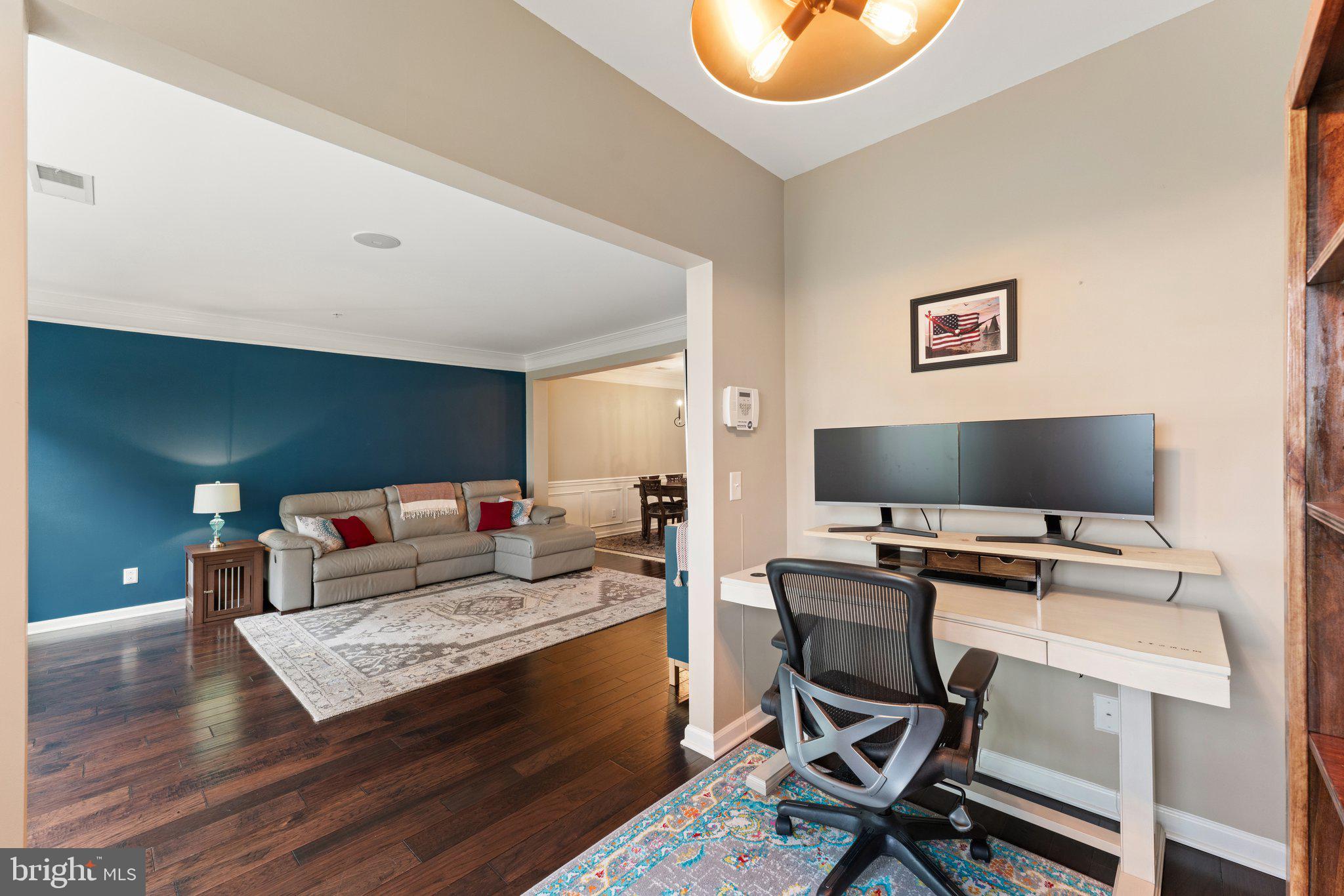 2281 Kew Gardens Dr