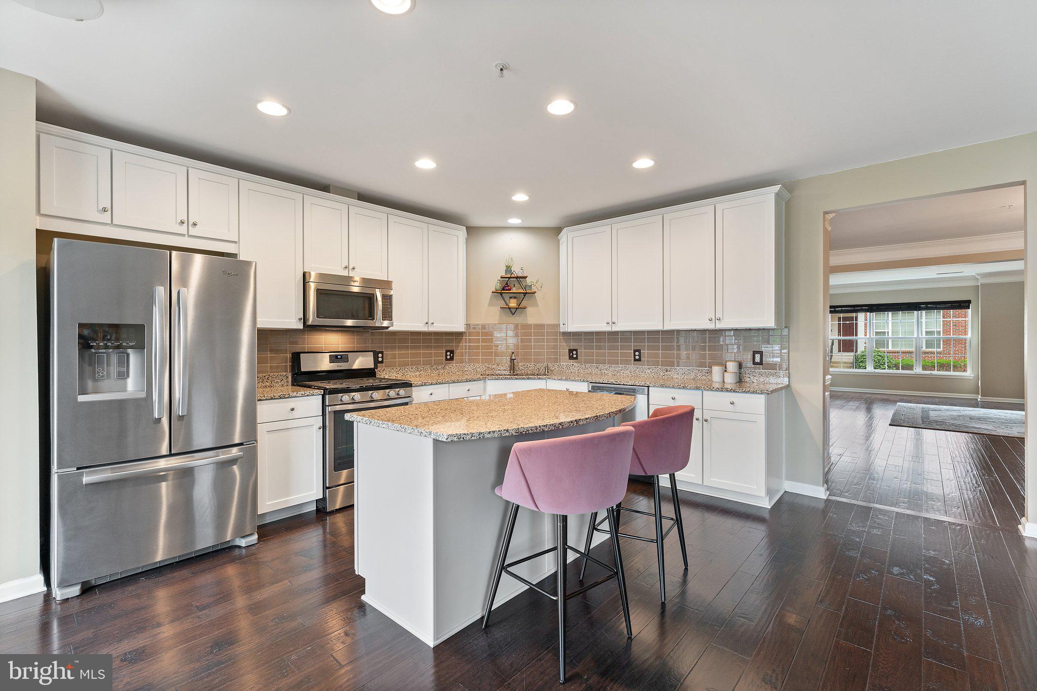 2281 Kew Gardens Dr