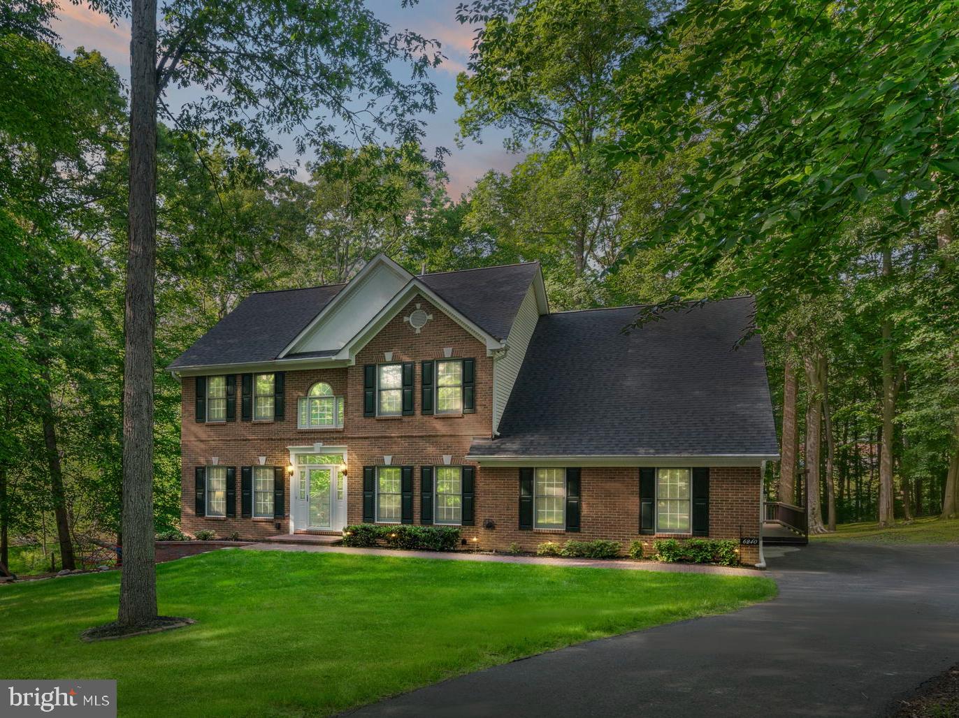 6240 Happy Creek Rd