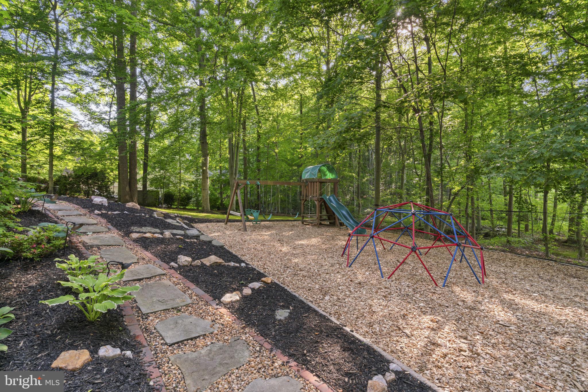6240 Happy Creek Rd