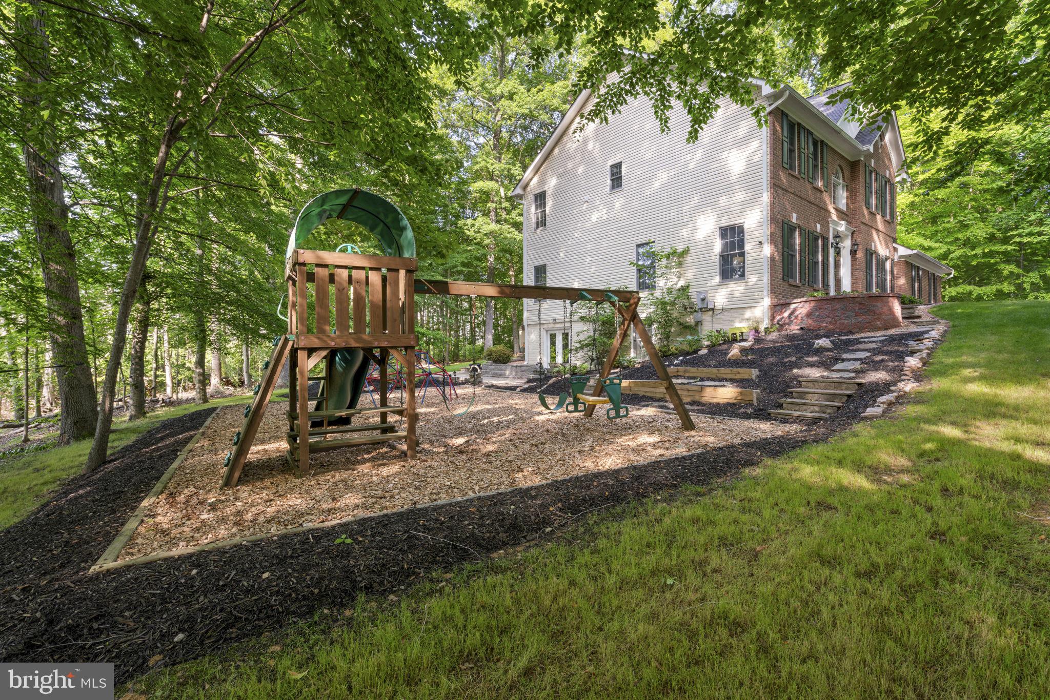 6240 Happy Creek Rd
