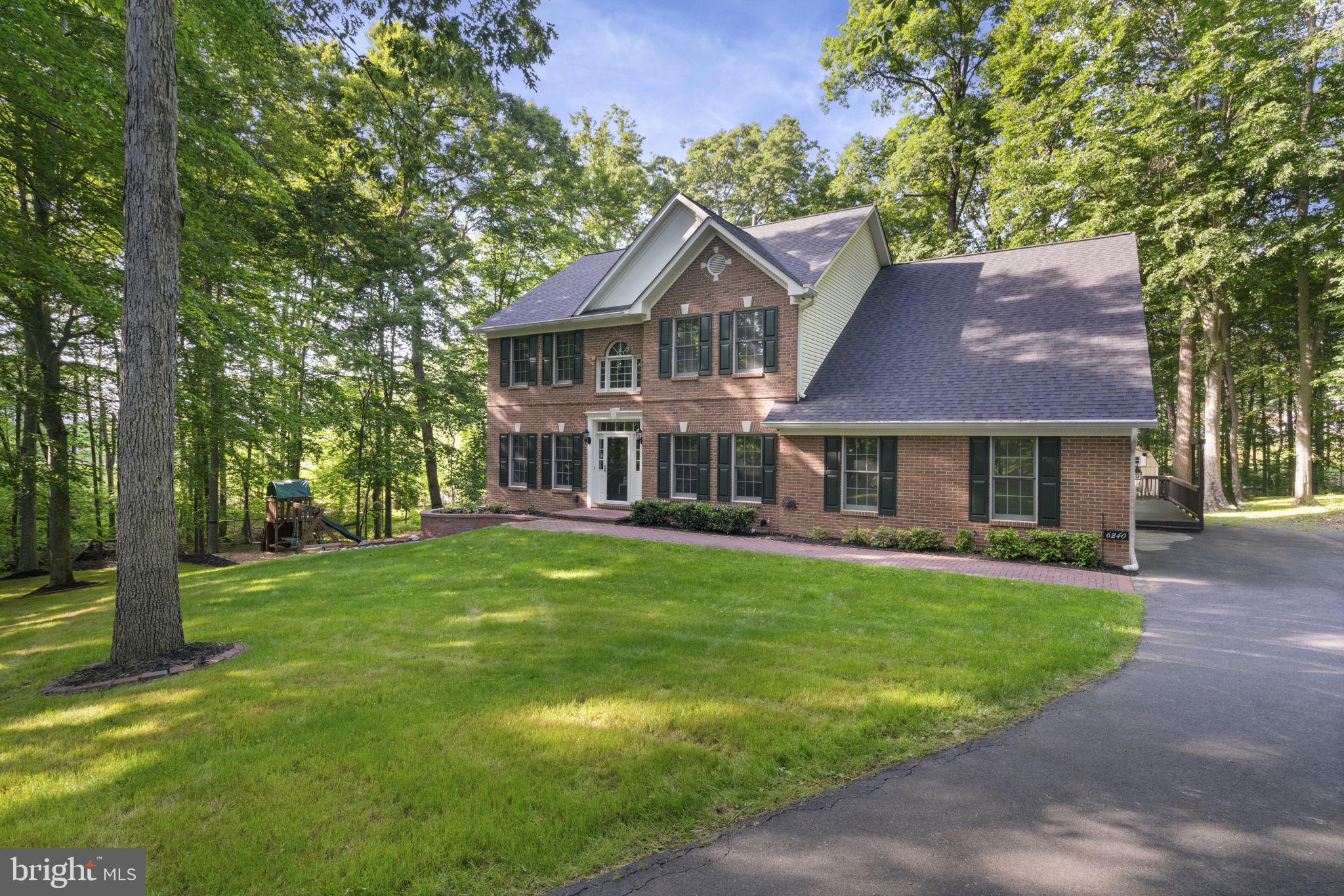6240 Happy Creek Rd