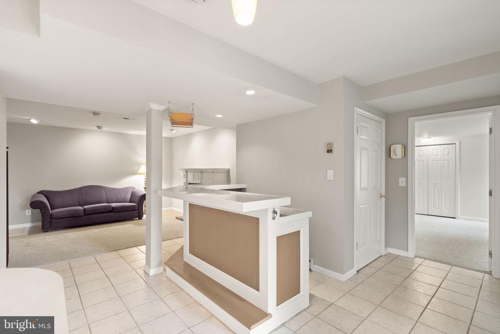 4183 Stepney Dr