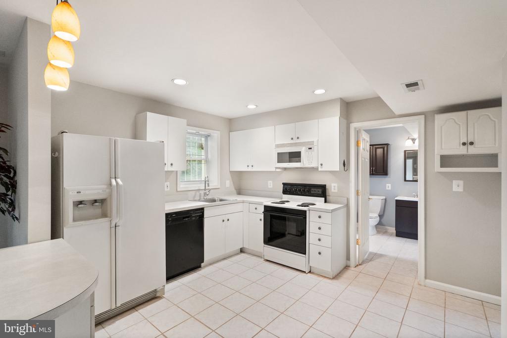4183 Stepney Dr