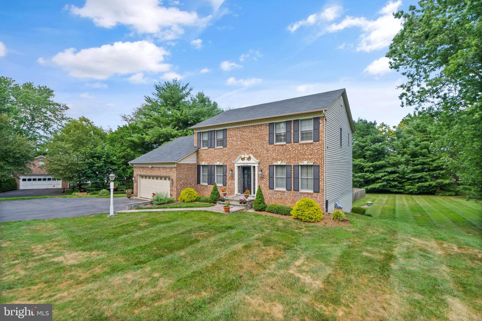 4183 Stepney Dr