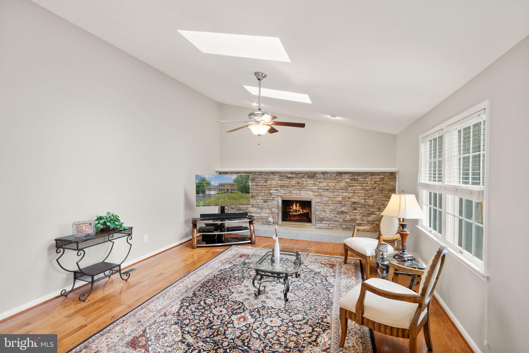 4183 Stepney Dr