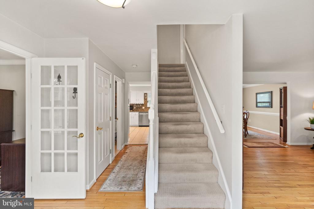 4183 Stepney Dr