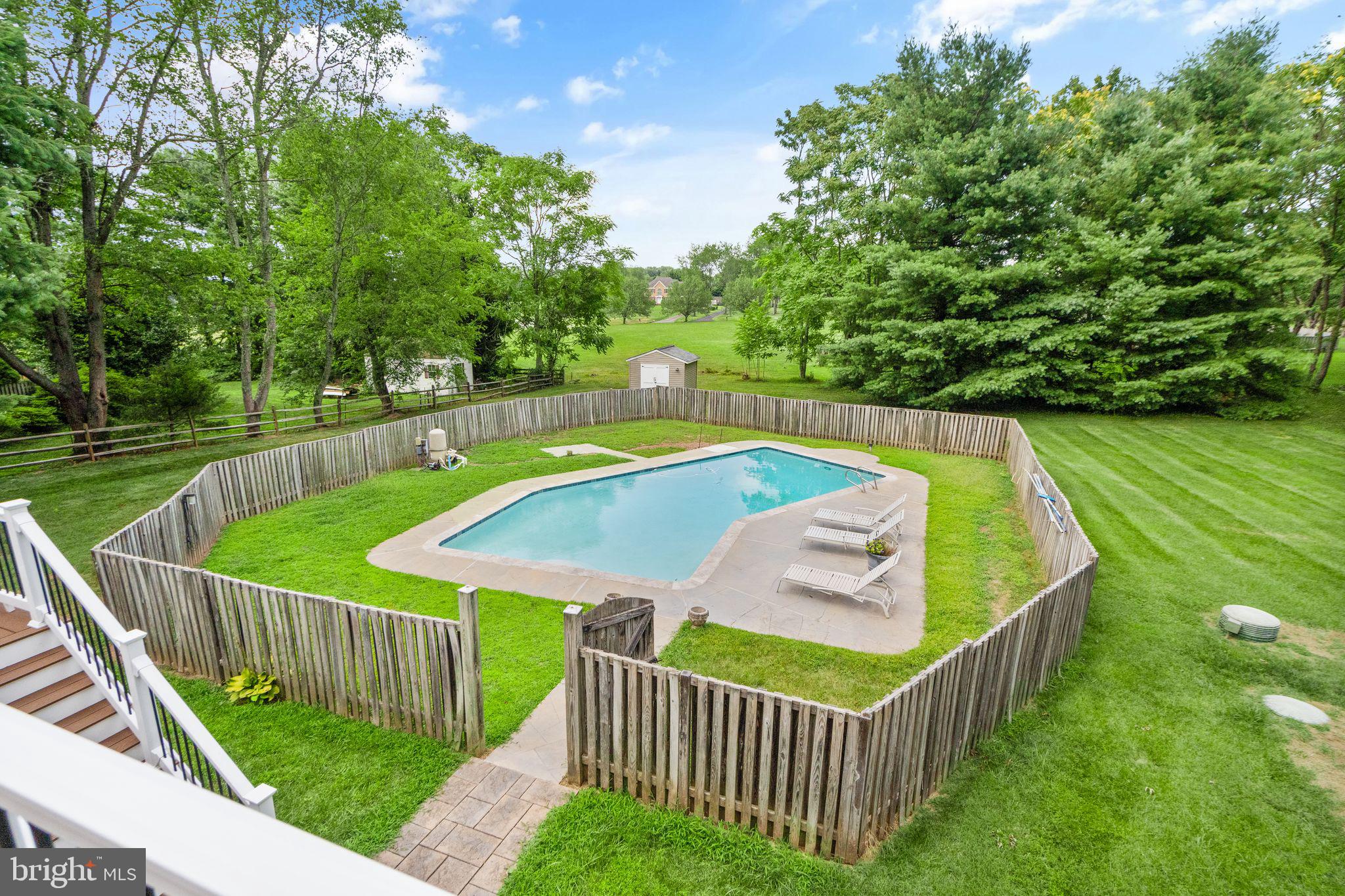 4183 Stepney Dr