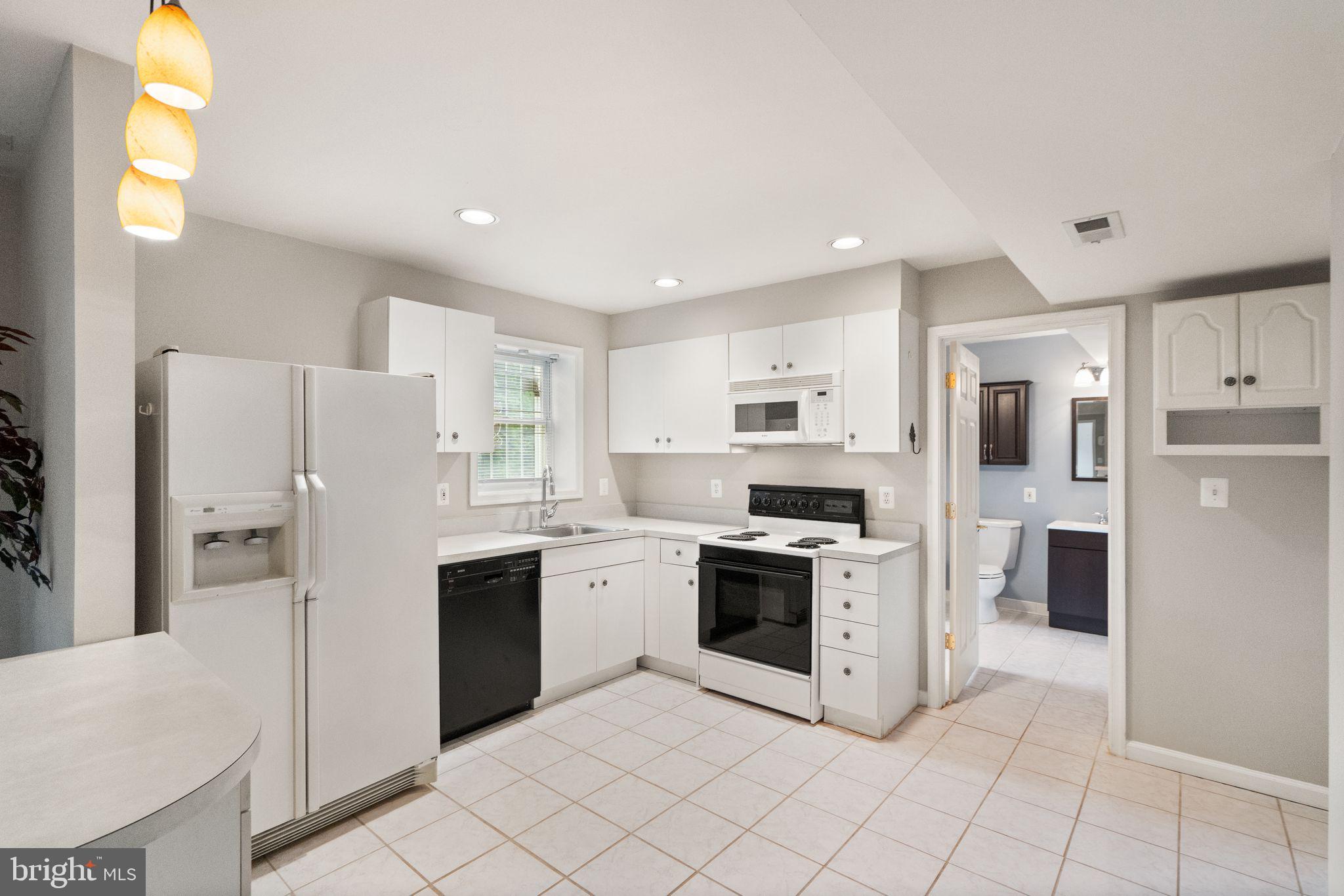 4183 Stepney Dr