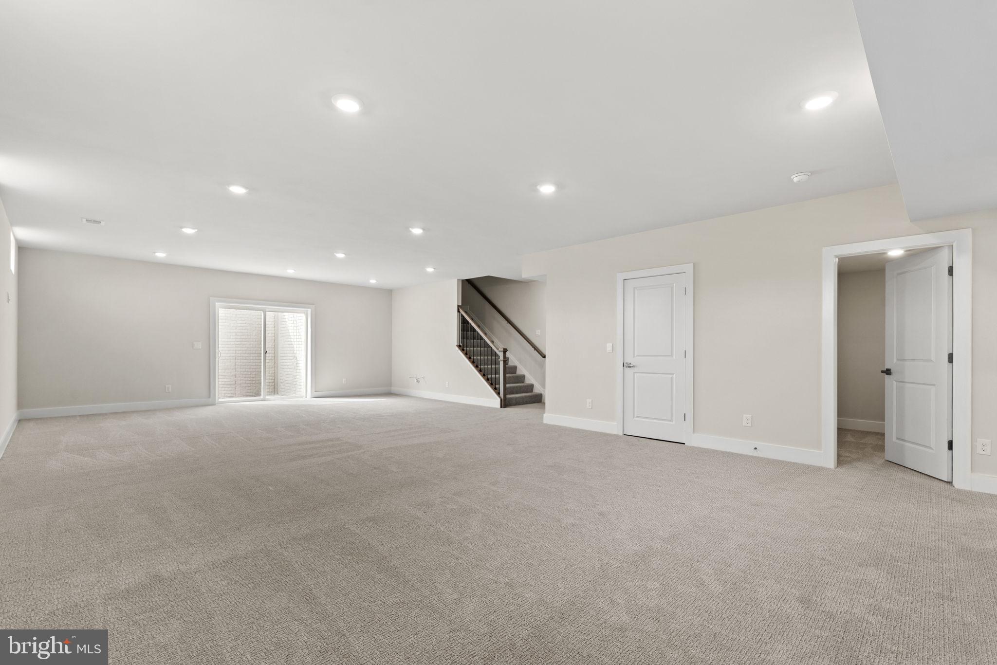 12060 Parkgate Dr