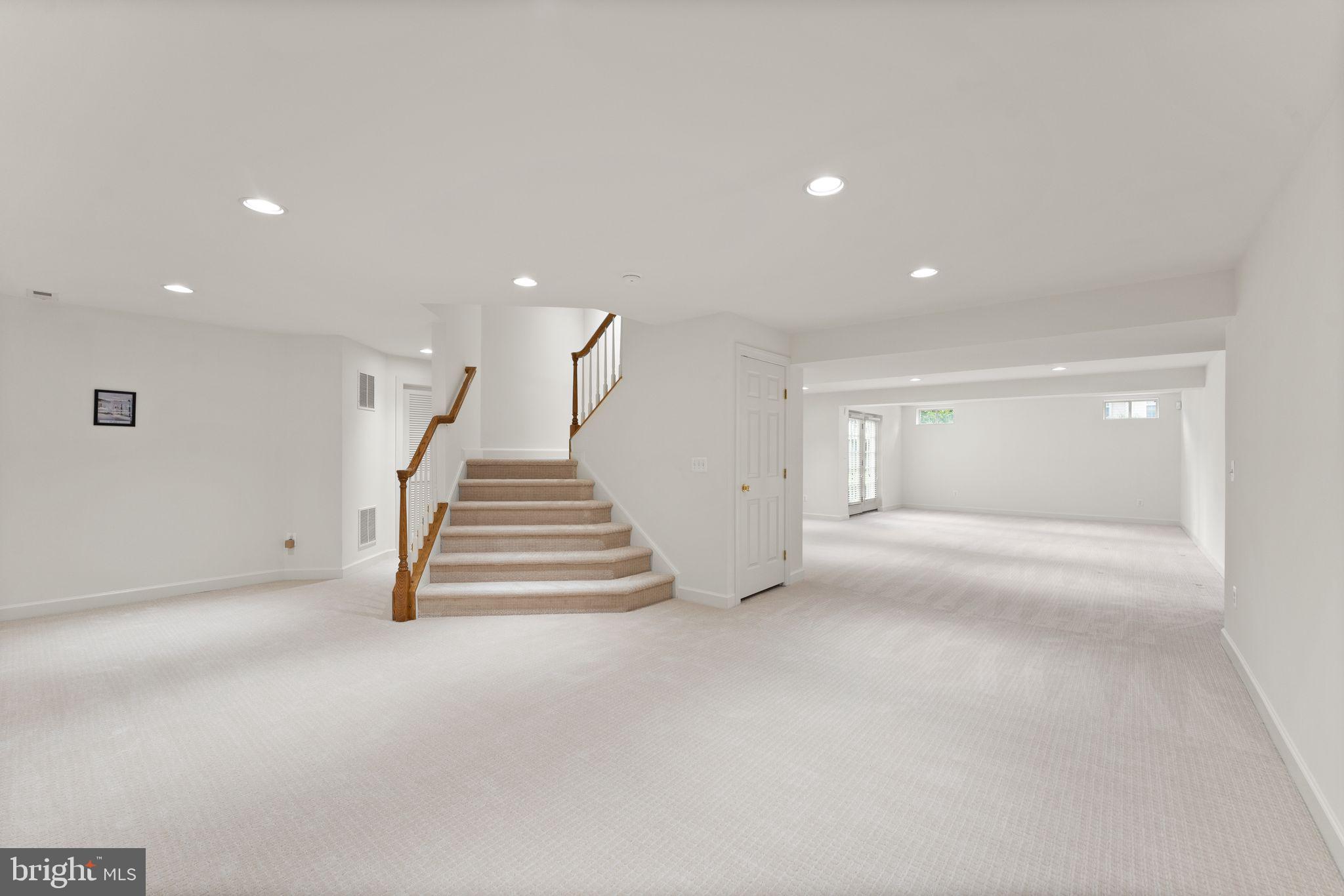 6612 Cheney Way