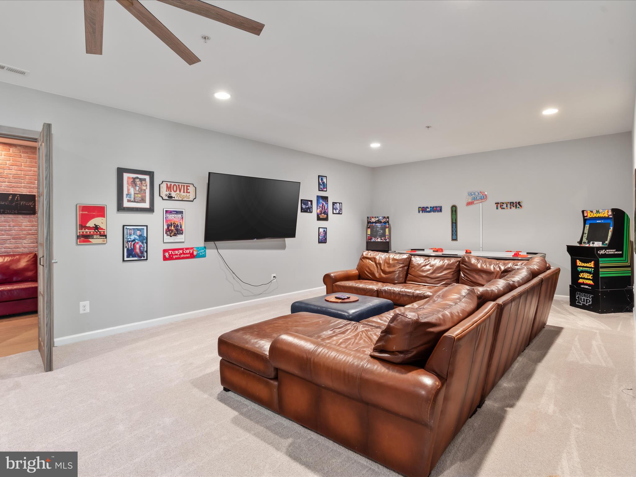 8420 Bearhurst Dr