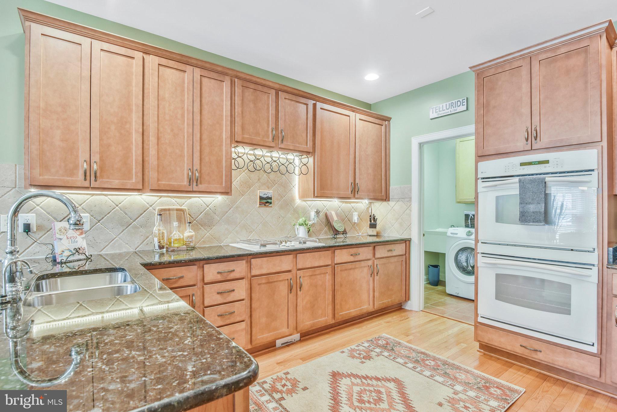 5765 Amelia Springs Cir