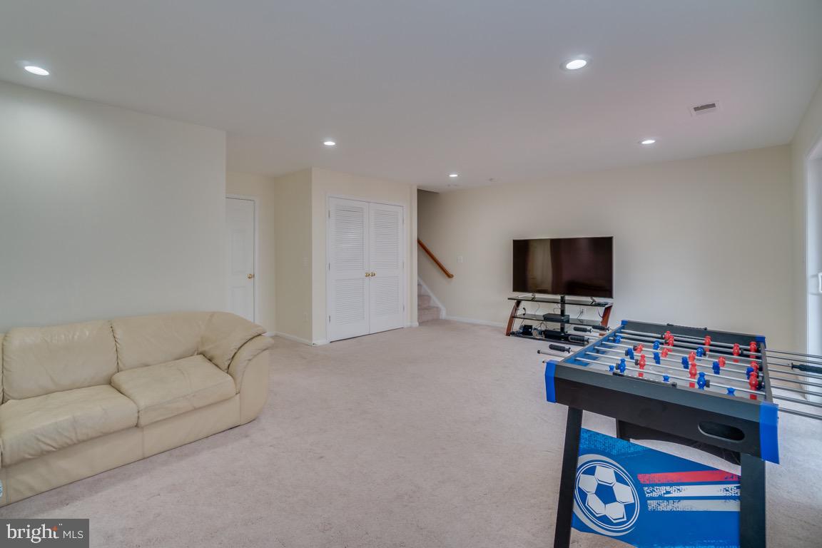 15677 WILLIAM BAYLISS CT