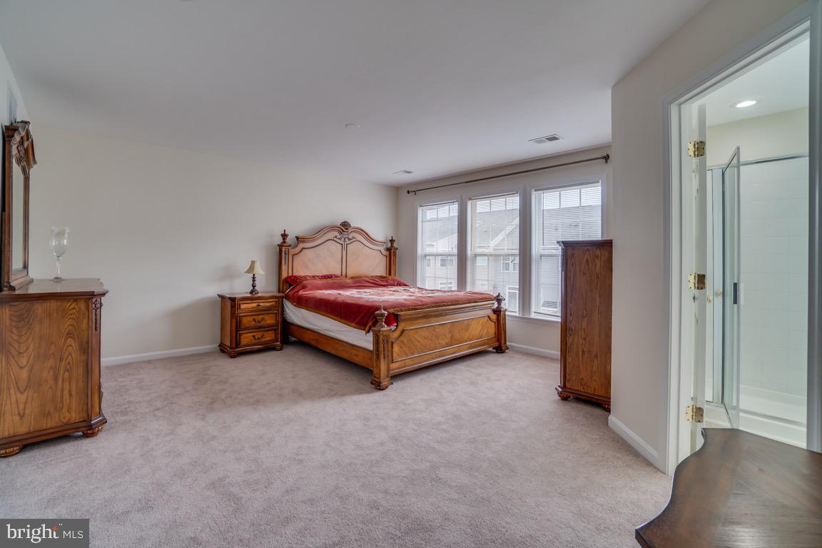 15677 WILLIAM BAYLISS CT