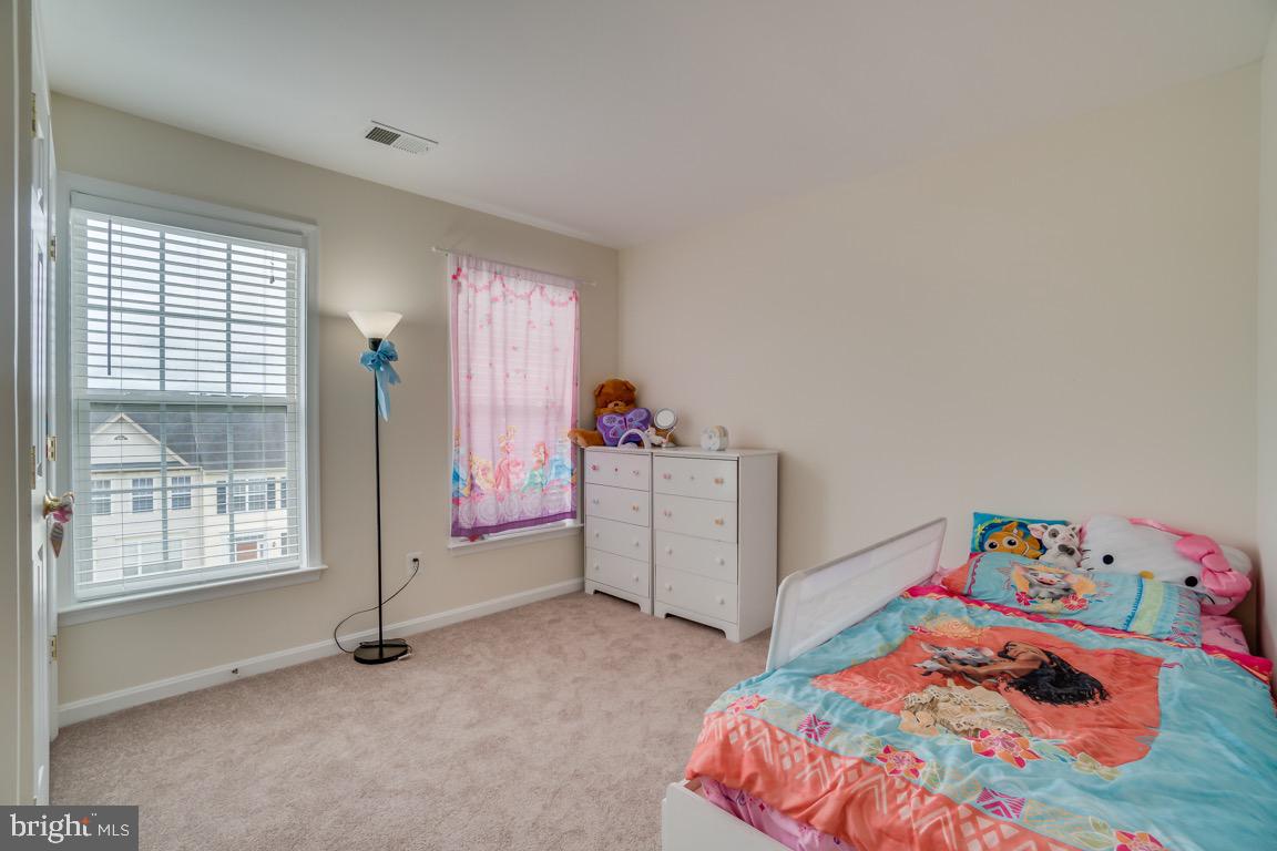 15677 WILLIAM BAYLISS CT