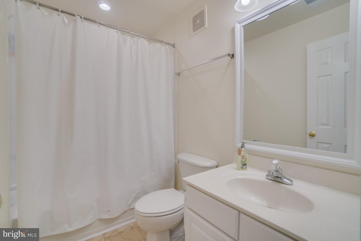 15677 WILLIAM BAYLISS CT