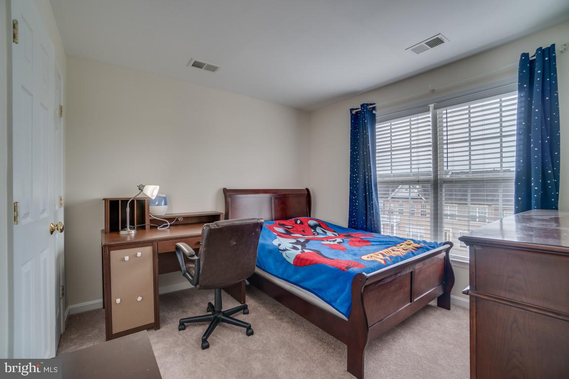 15677 WILLIAM BAYLISS CT