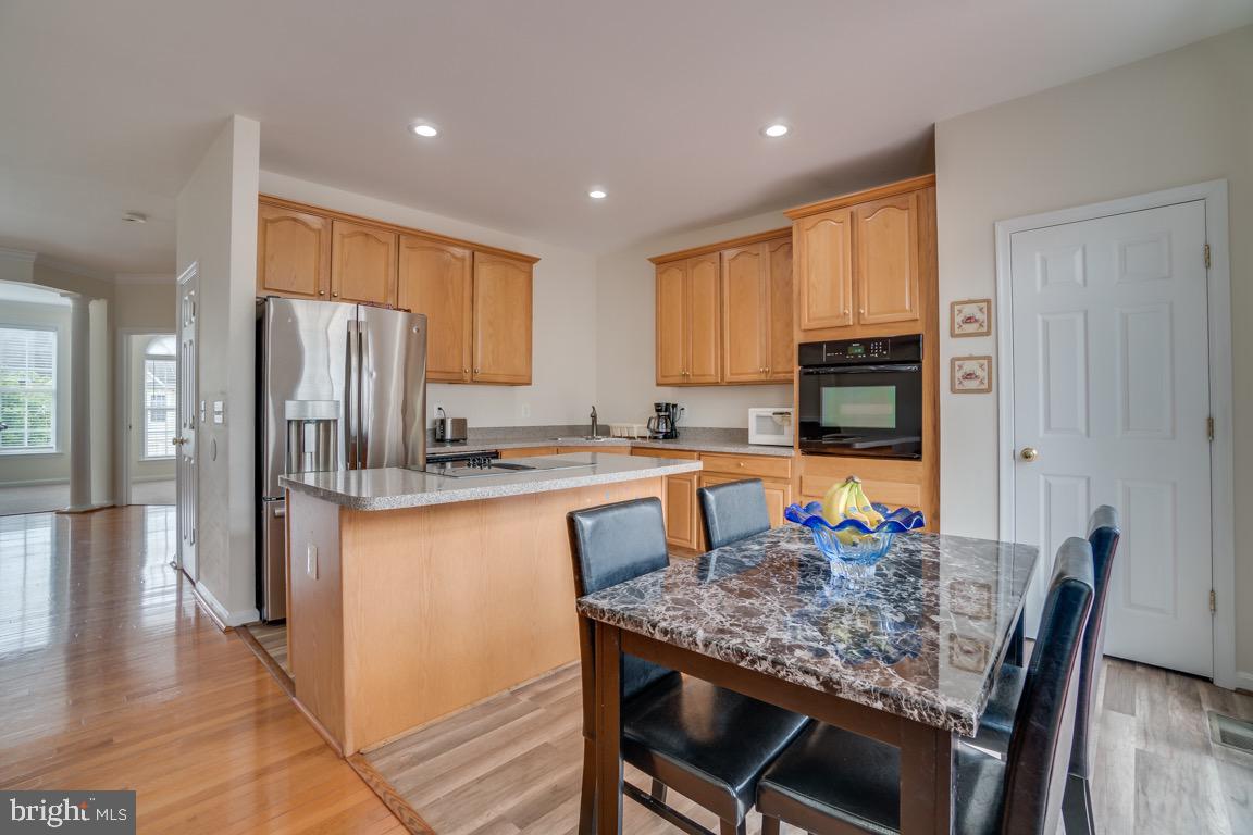15677 WILLIAM BAYLISS CT