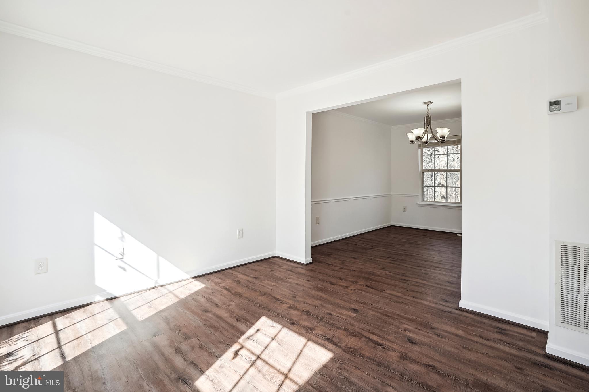 13857 REDFORD LN