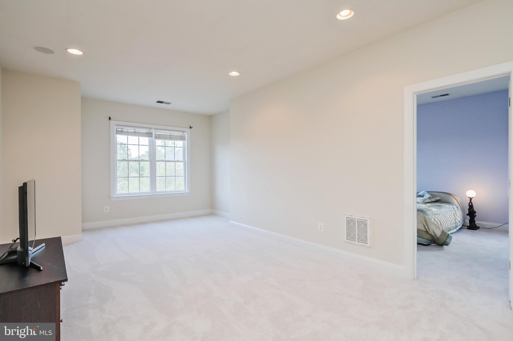 9155 Ogden Park Ct