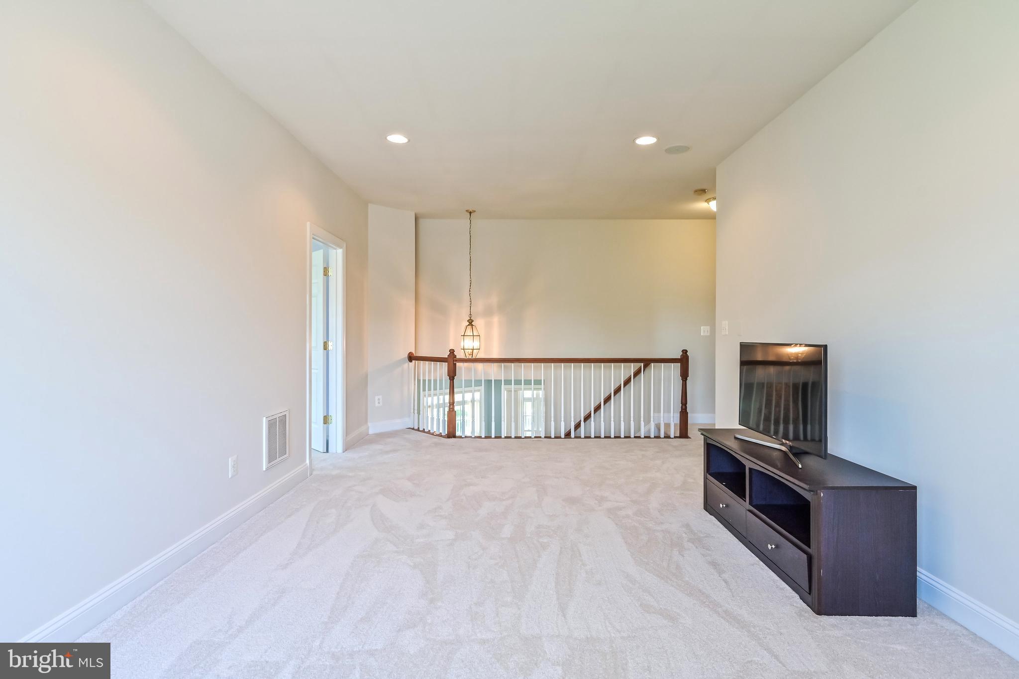 9155 Ogden Park Ct