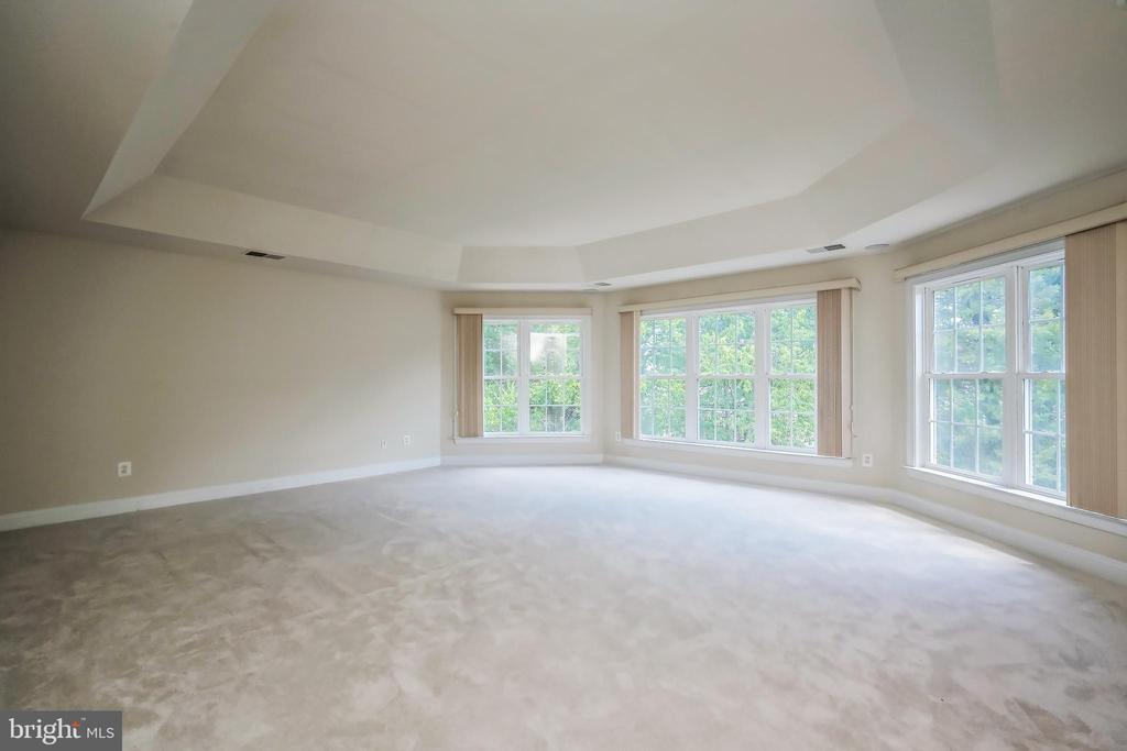 9155 Ogden Park Ct